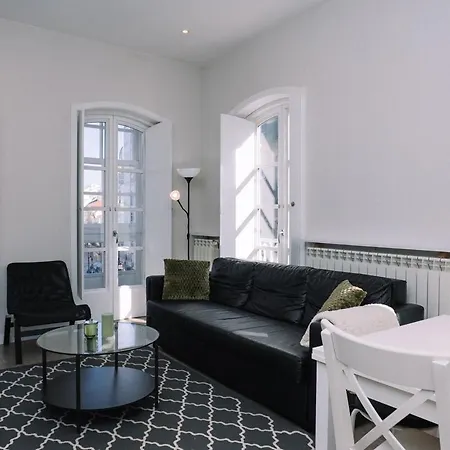 Apartment Brillo De Desde La Ventana By