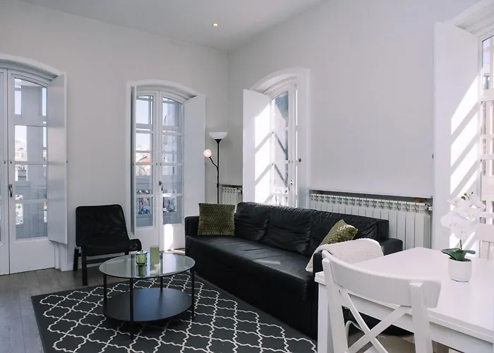 Apartment Brillo De Desde La Ventana By